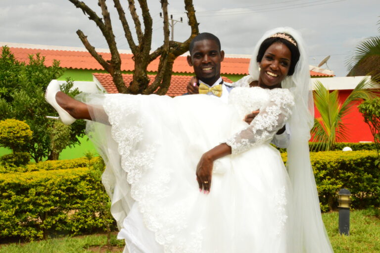 The Marriage Between Unconditional Love and Total Submission